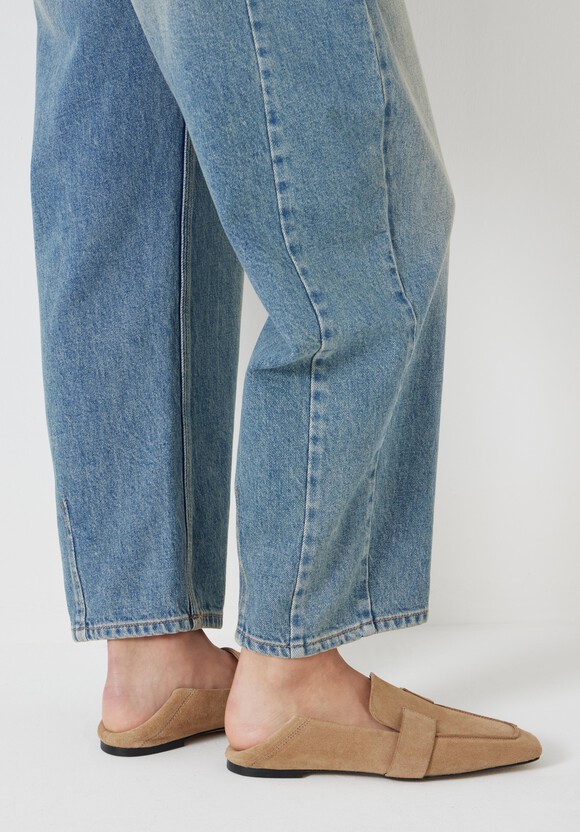Square-Toe Leather Loafers