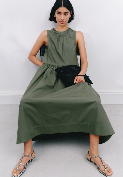 Lightweight Cotton Sleeveless Crew Neck Maxi Dress