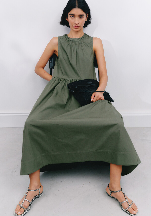 Lightweight Cotton Sleeveless Crew Neck Maxi Dress