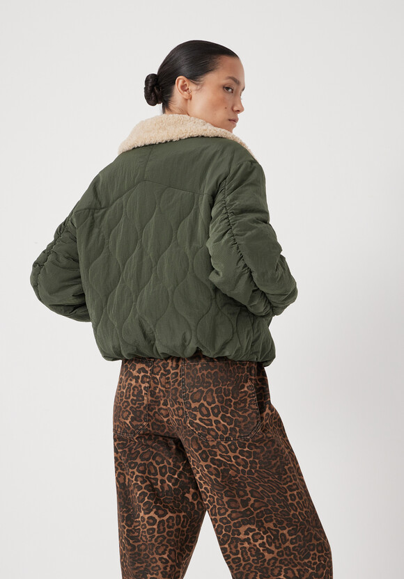 Teddy Collar Quilted Bomber