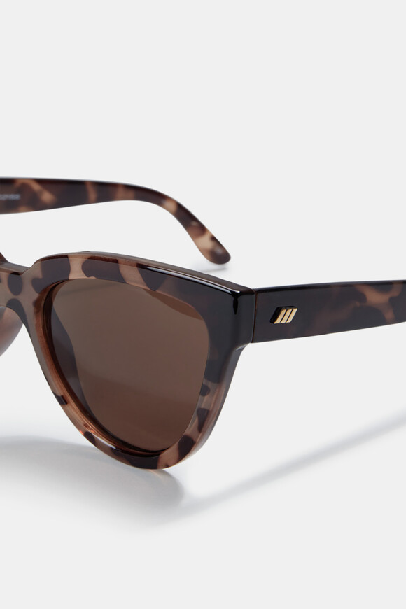 Le Specs Liar Lair Sunglasses