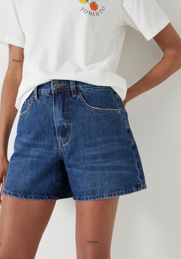 Essential Denim Short