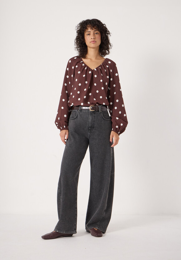 Printed Airflow V Neck Blouse