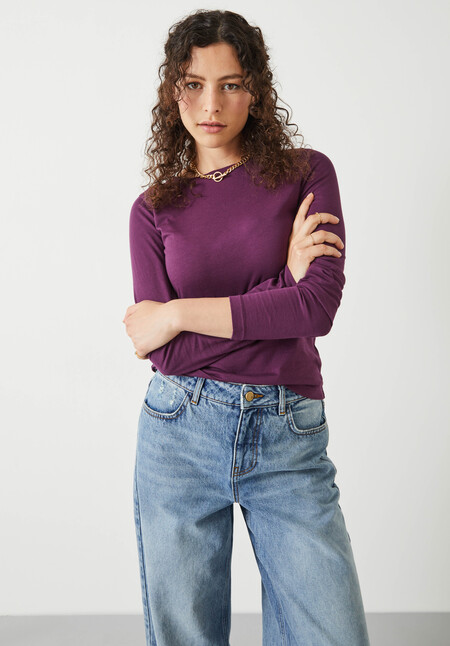 Anna Slim Crew Neck Top