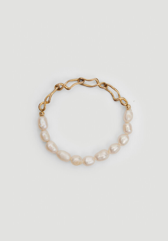 Twisted Chain and Freshwater Pearl Bracelet