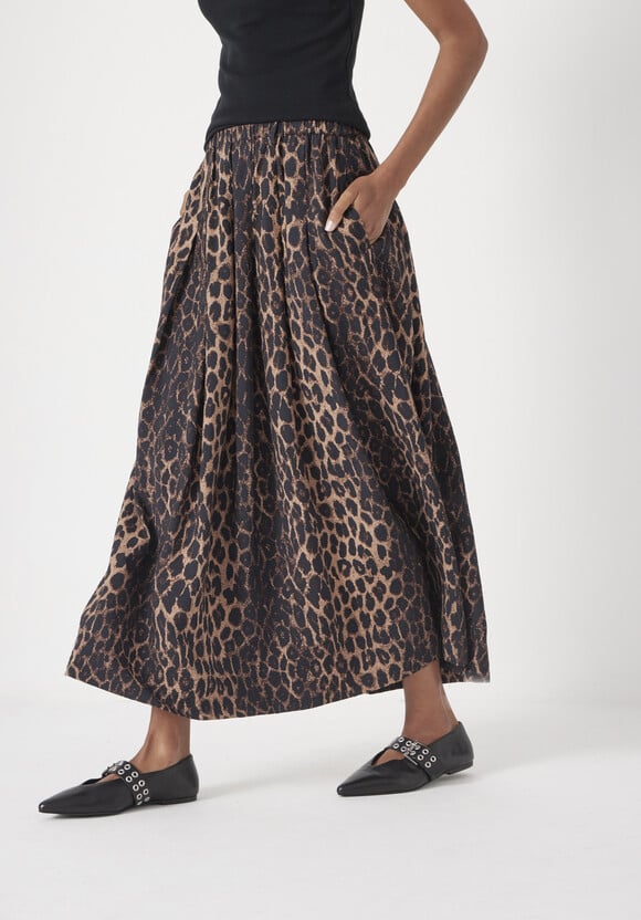 Air Flow Top Pleated Midi Skirt