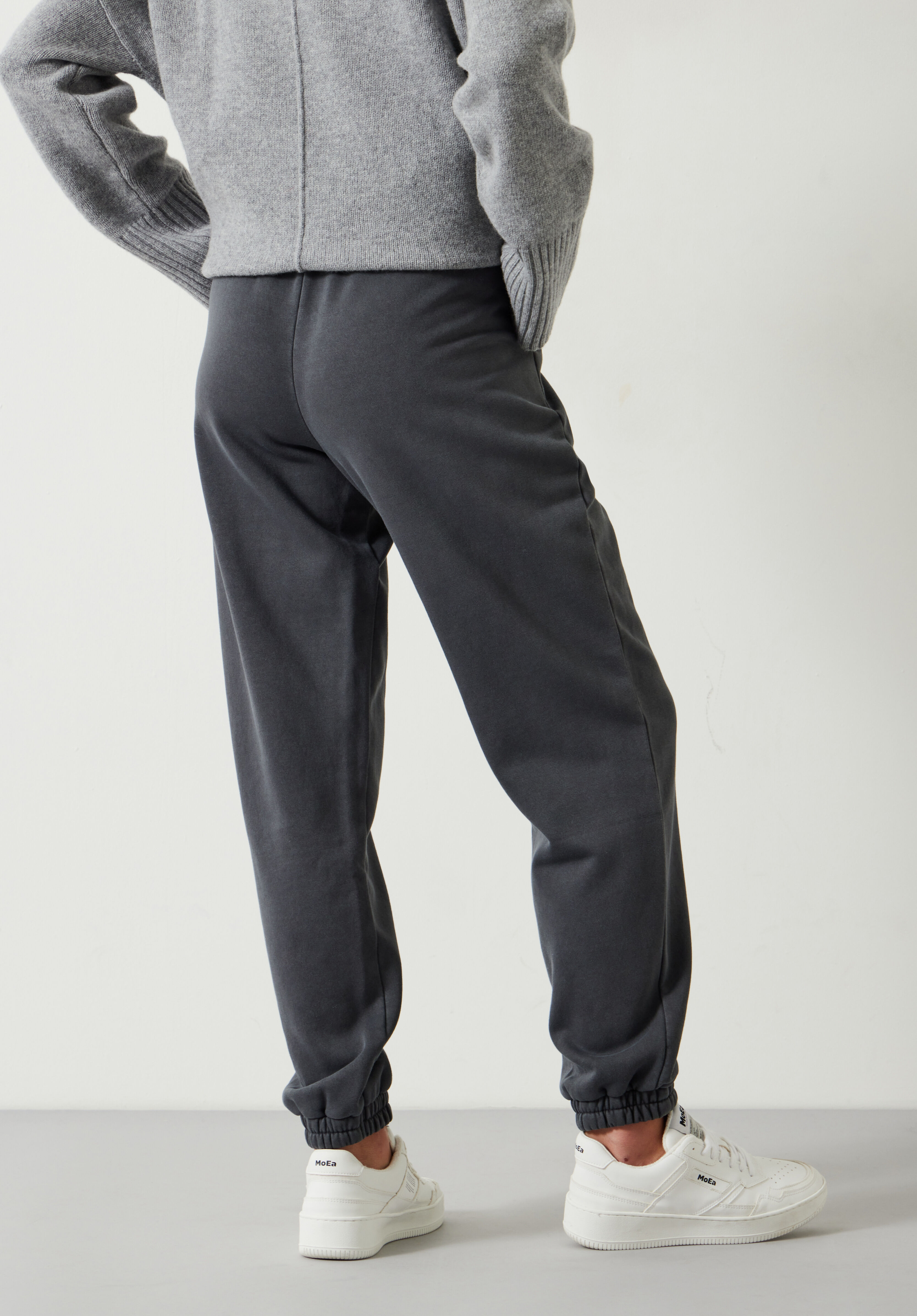 Grey washed deals oversized 90s joggers