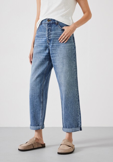 Button Fly Boyfriend Jean