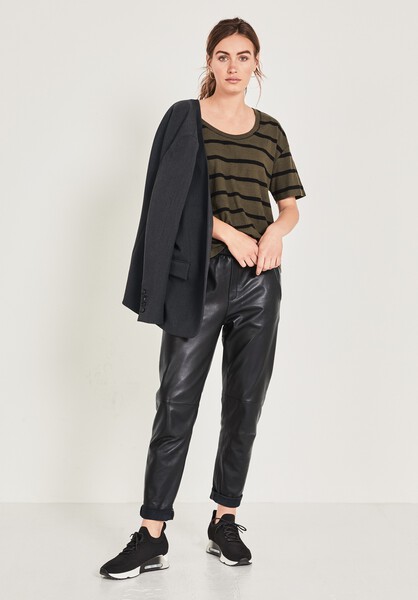 Striped Scoop Neck T-Shirt
