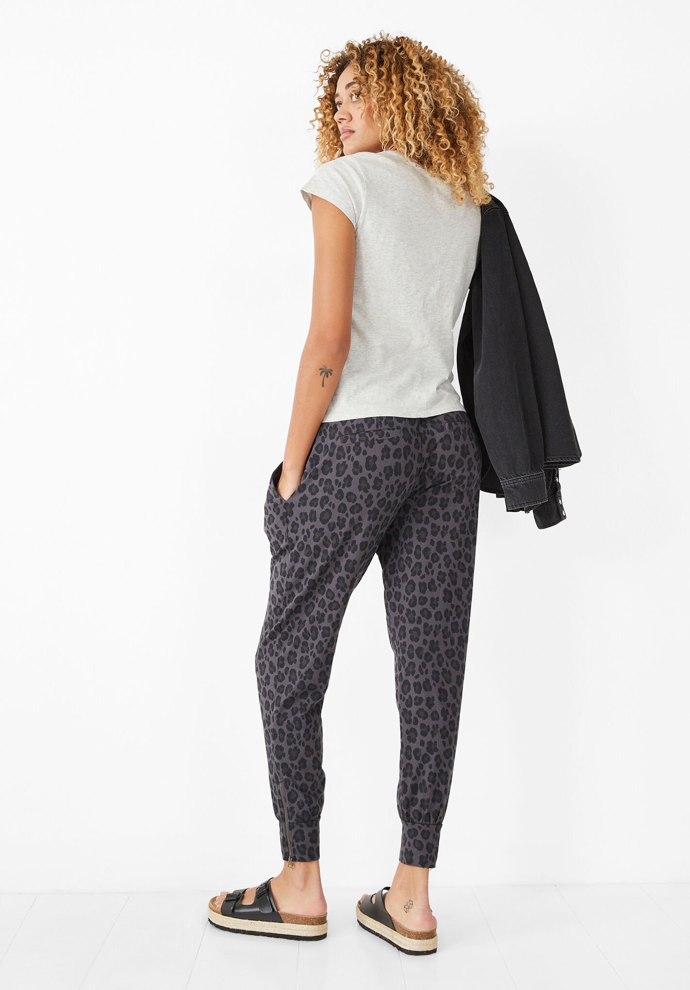 Amie Printed Jersey Joggers Animal Print Joggers Leopard hush