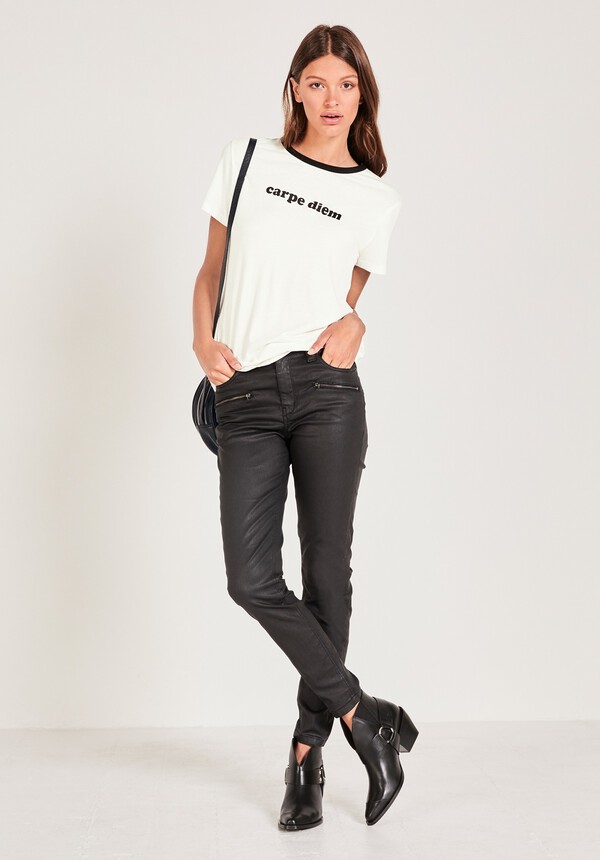 Carpe Diem Contrast Tee