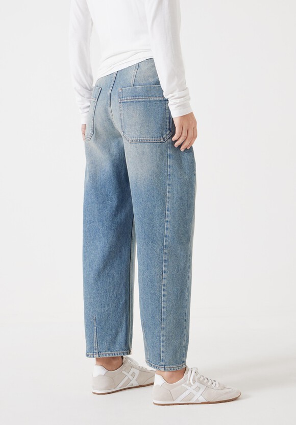 Cordelia Barrel Leg Jeans