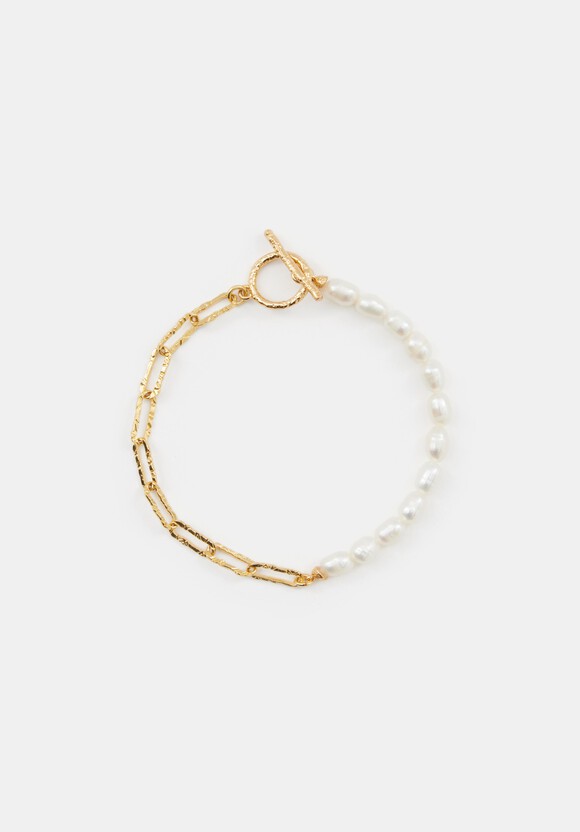 Hadley Hammered Pearl Chain Bracelet Hadley Hammered Pearl Chain Bracelet