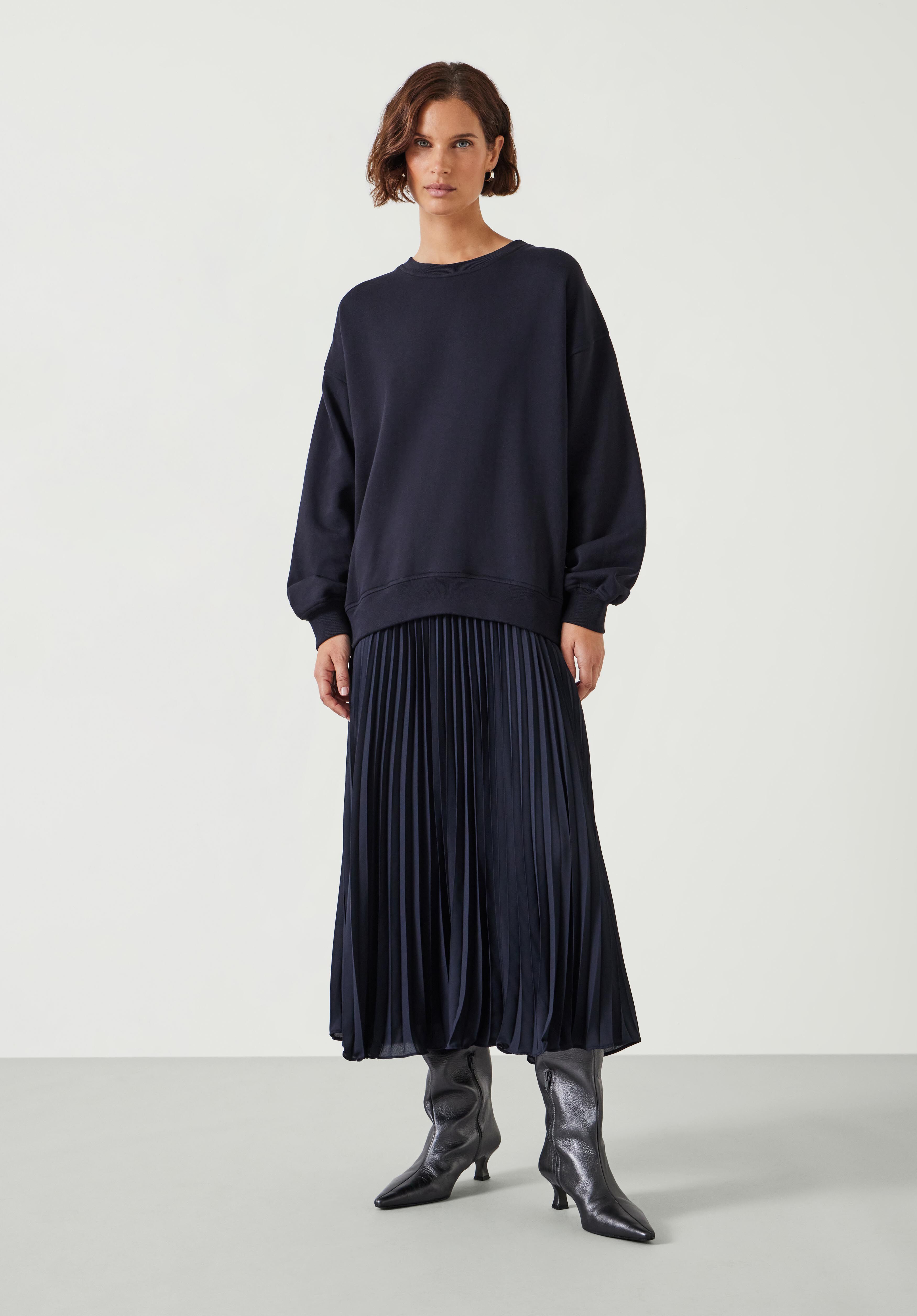 Gabriela Pleated Skirt Sweatshirt Dress Navy hush