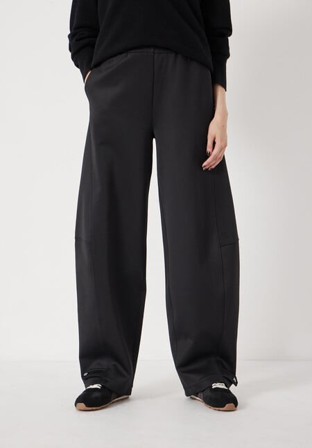 Barrell Leg Jogger