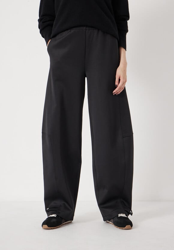 Barrell Leg Jogger