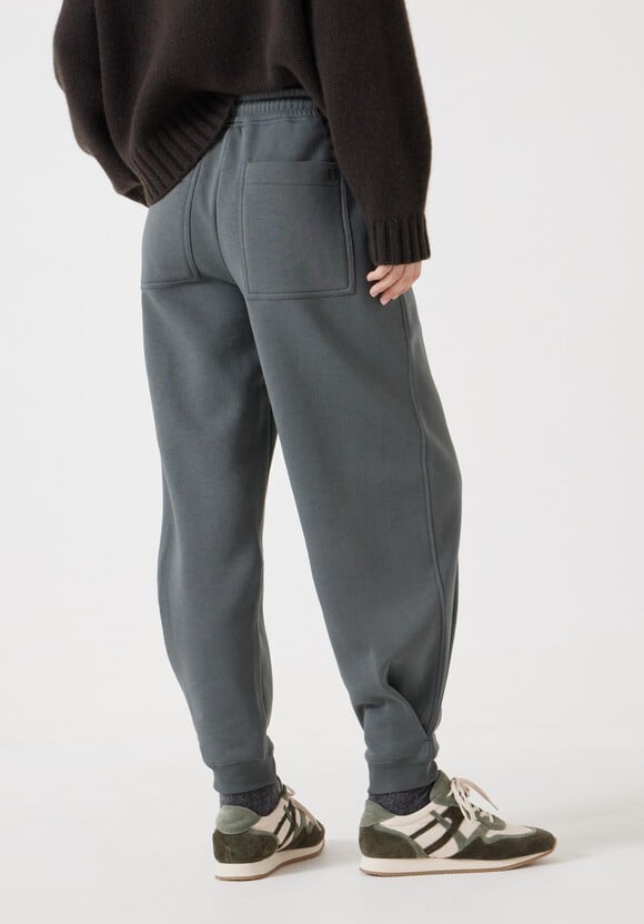 Barrel Leg Pleat Joggers