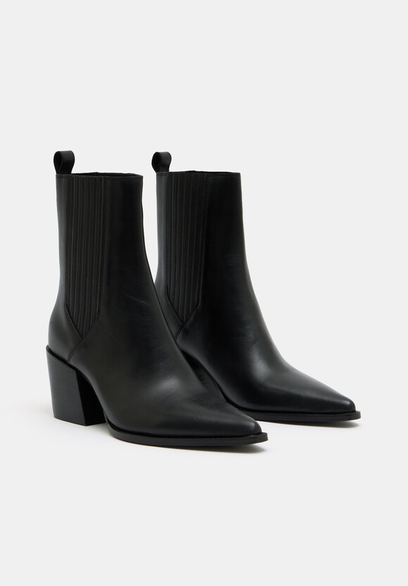 Western Leather Chelsea Boots