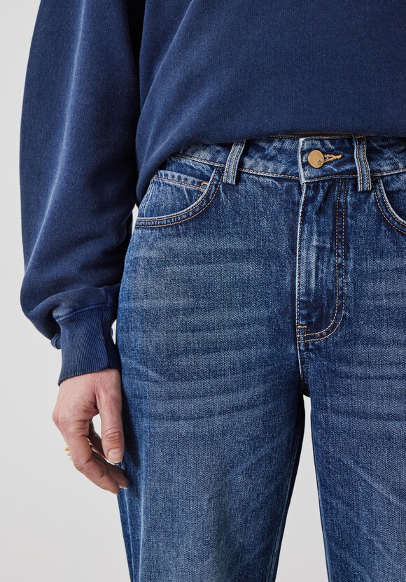 Alex Straight Leg Jeans