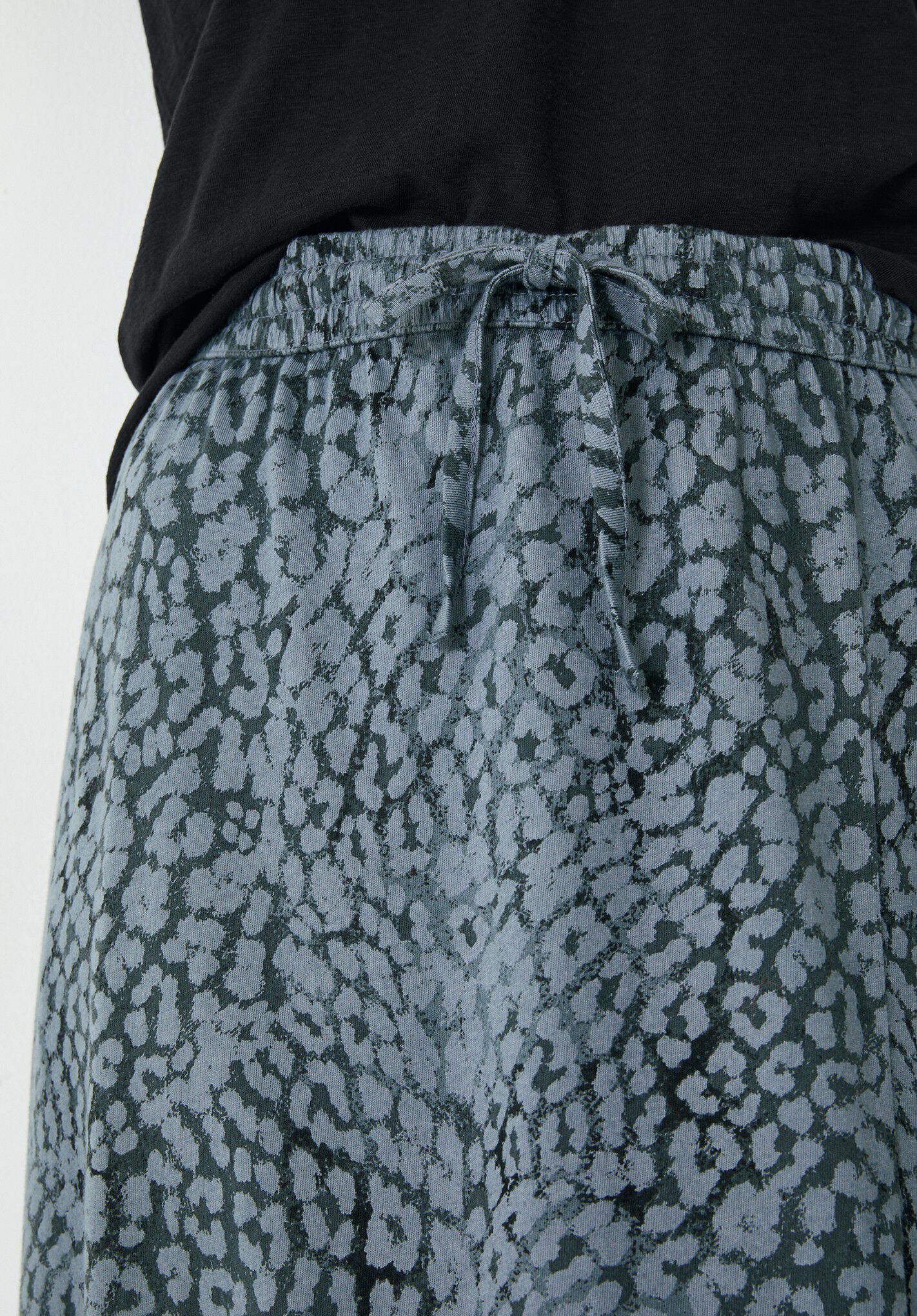 Jay Jersey Midi Skirt | Ombre Leopard Grey | hush