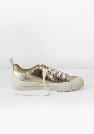 Leyton Canvas Trainers