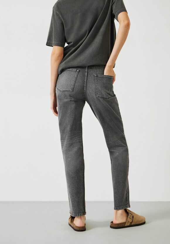 Dani Straight Leg Jeans