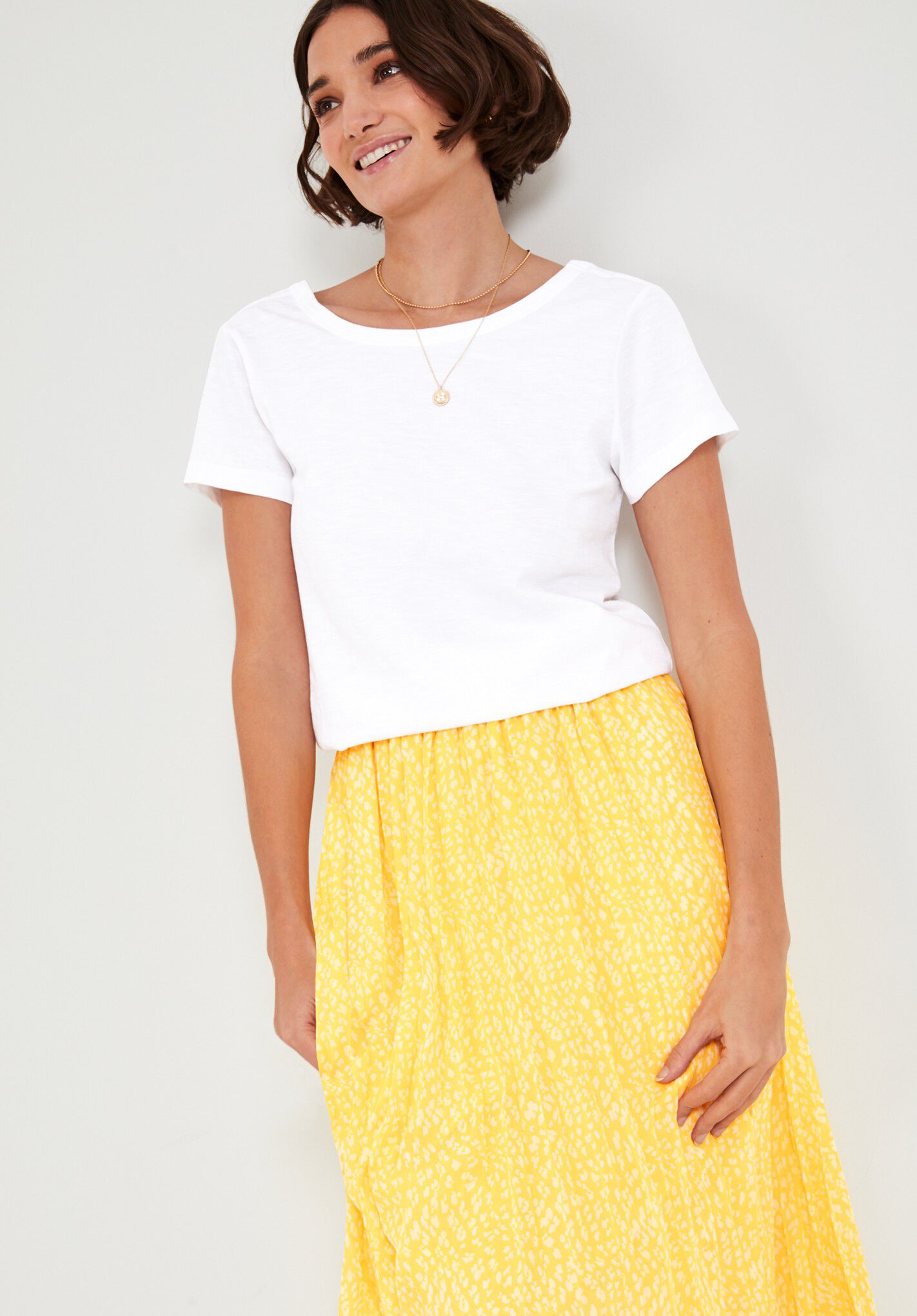 Yellow pleated skirt 6 inch Clearance