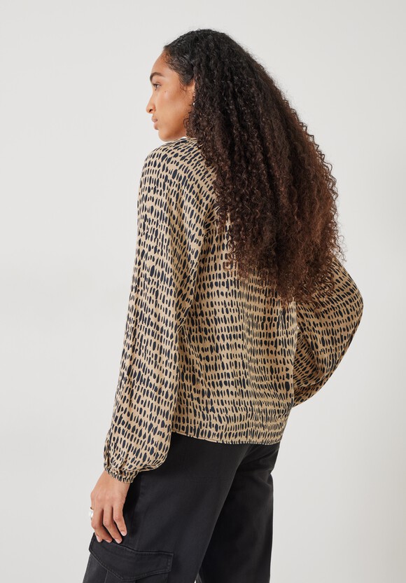 Elise Relaxed V-Neck Printed Blouse
