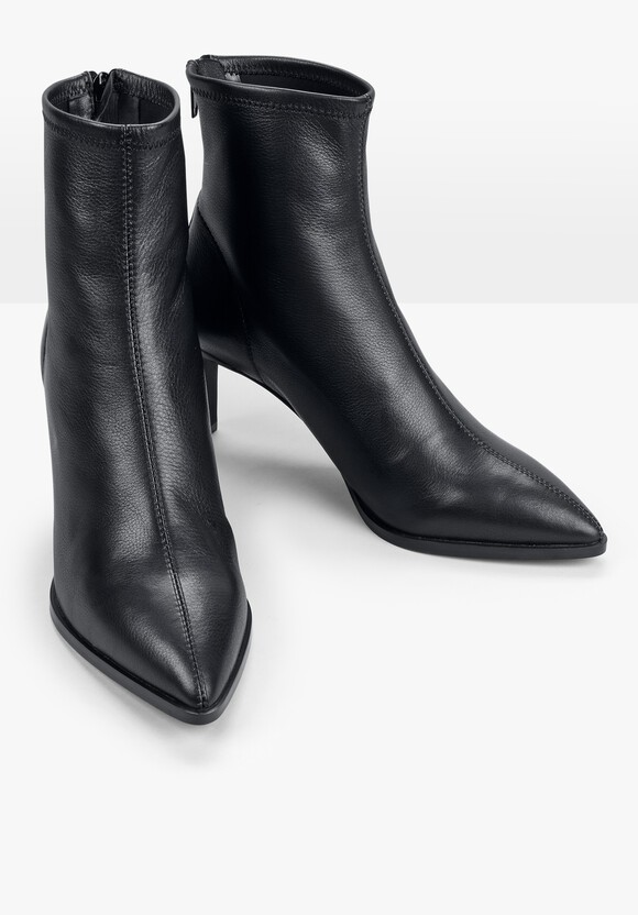 Kendal Sock Boots