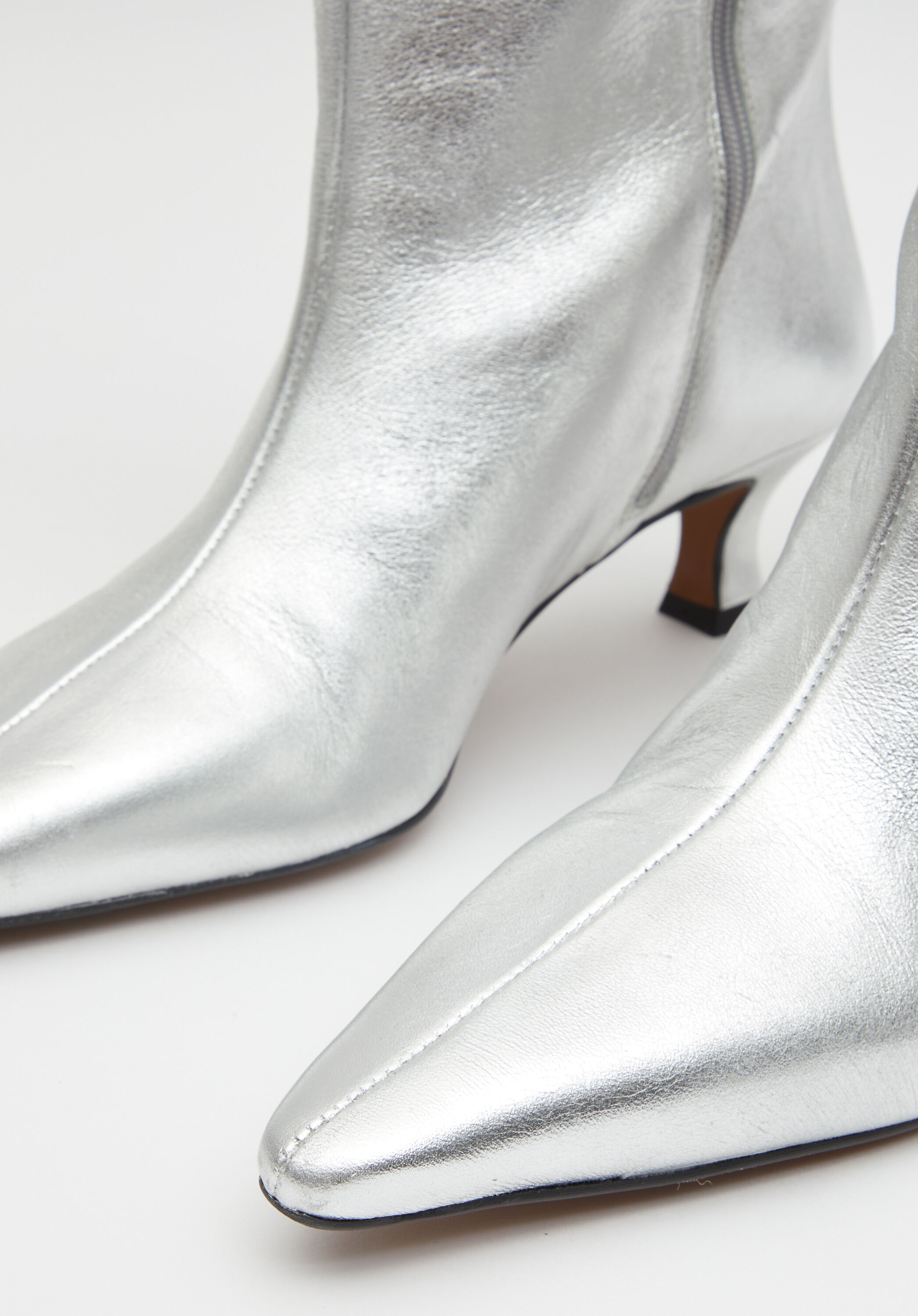 Camila Leather Kitten Heel Knee Boots Silver hush