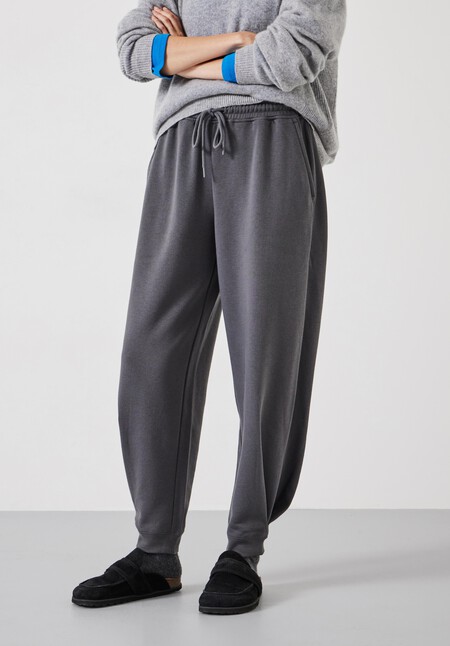 Barrel Leg Pleat Joggers