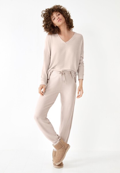 Elle Supersoft V-Neck Top