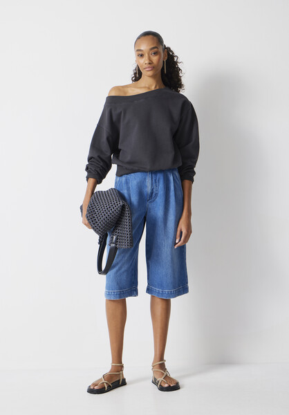 Carlota Off Shoulder Sweatshirt