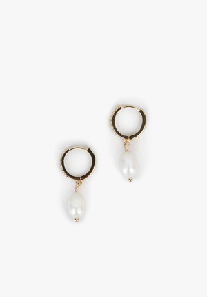 Adra Pearl Hoop Earrings