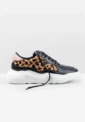 Bowood Trainers