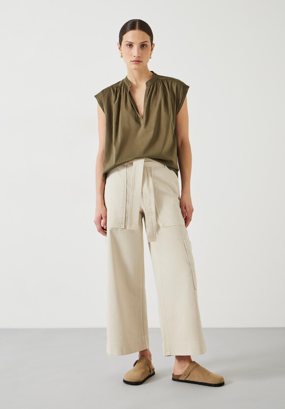 Viola Sleeveless Cotton Shirt