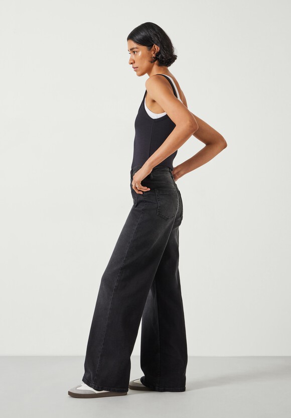 Rowan Flared Jeans