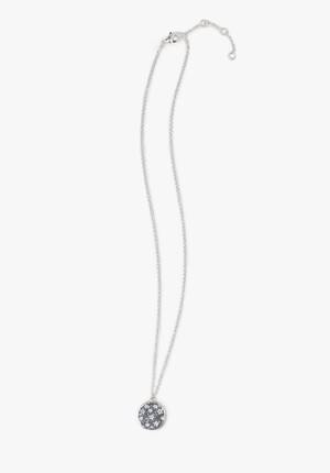 Lea Necklace