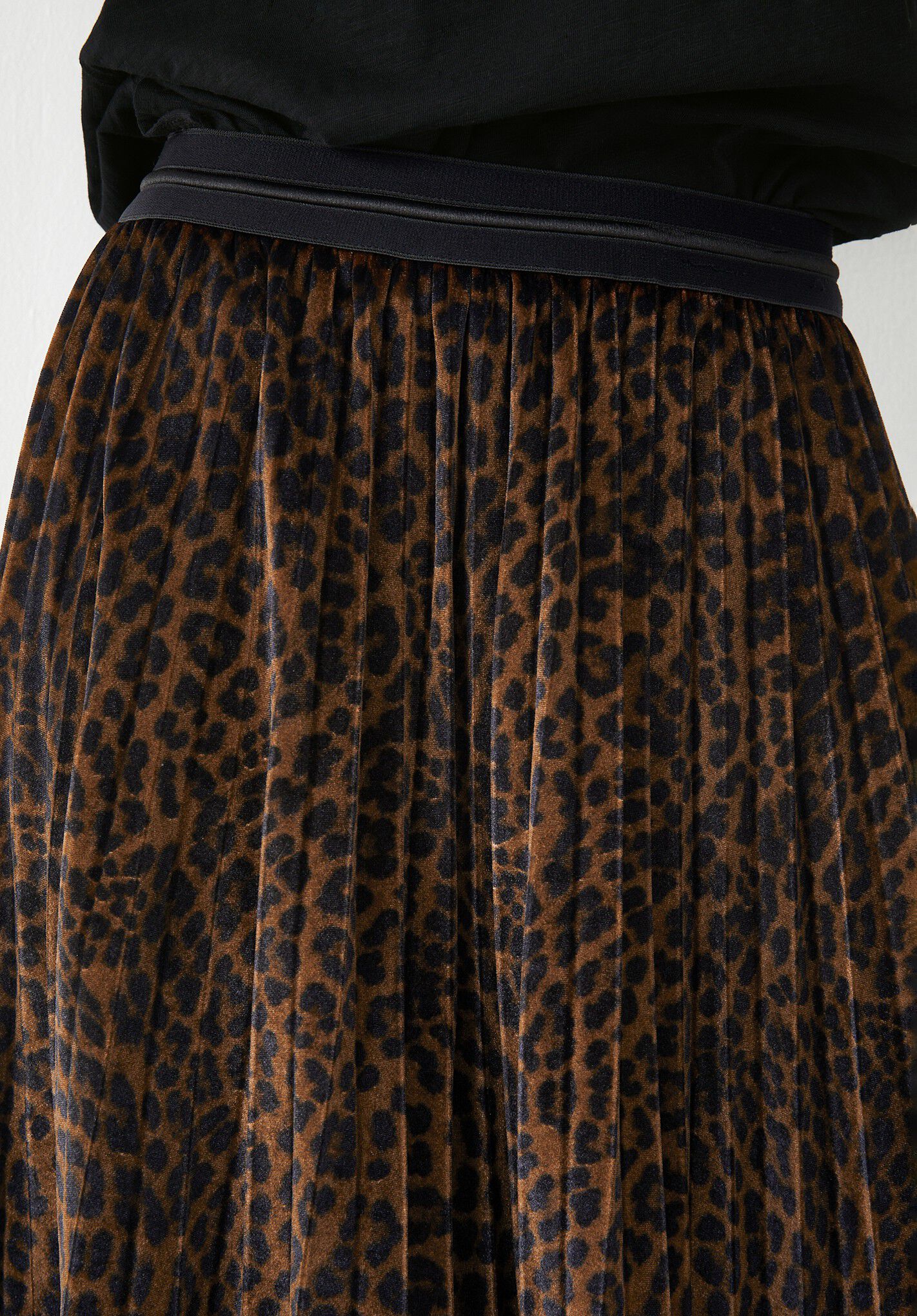 Leopard print skirt hush sale
