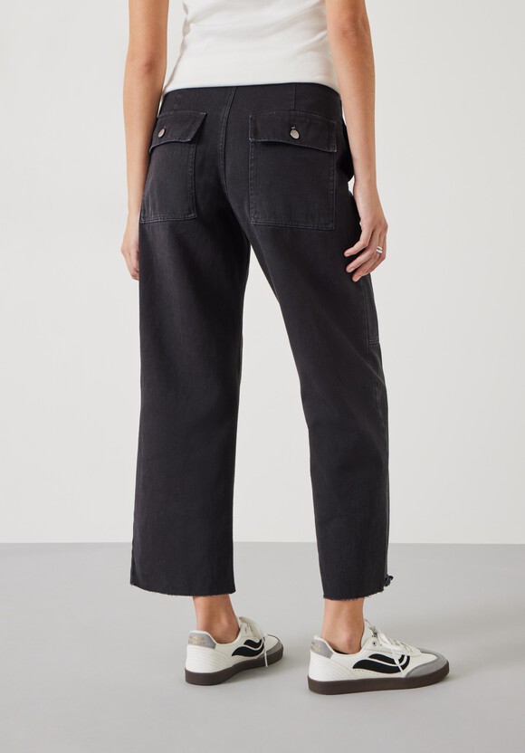 Issy Cropped Trousers