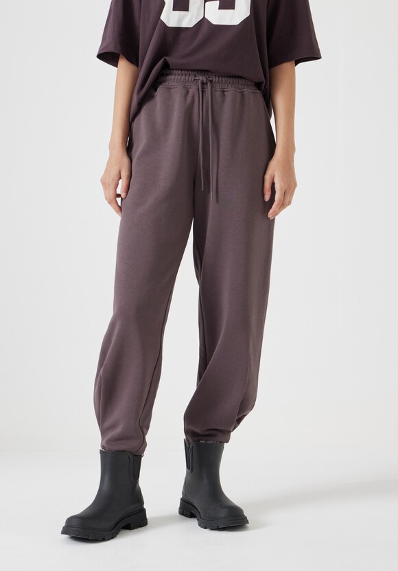 Barrel Leg Pleat Joggers