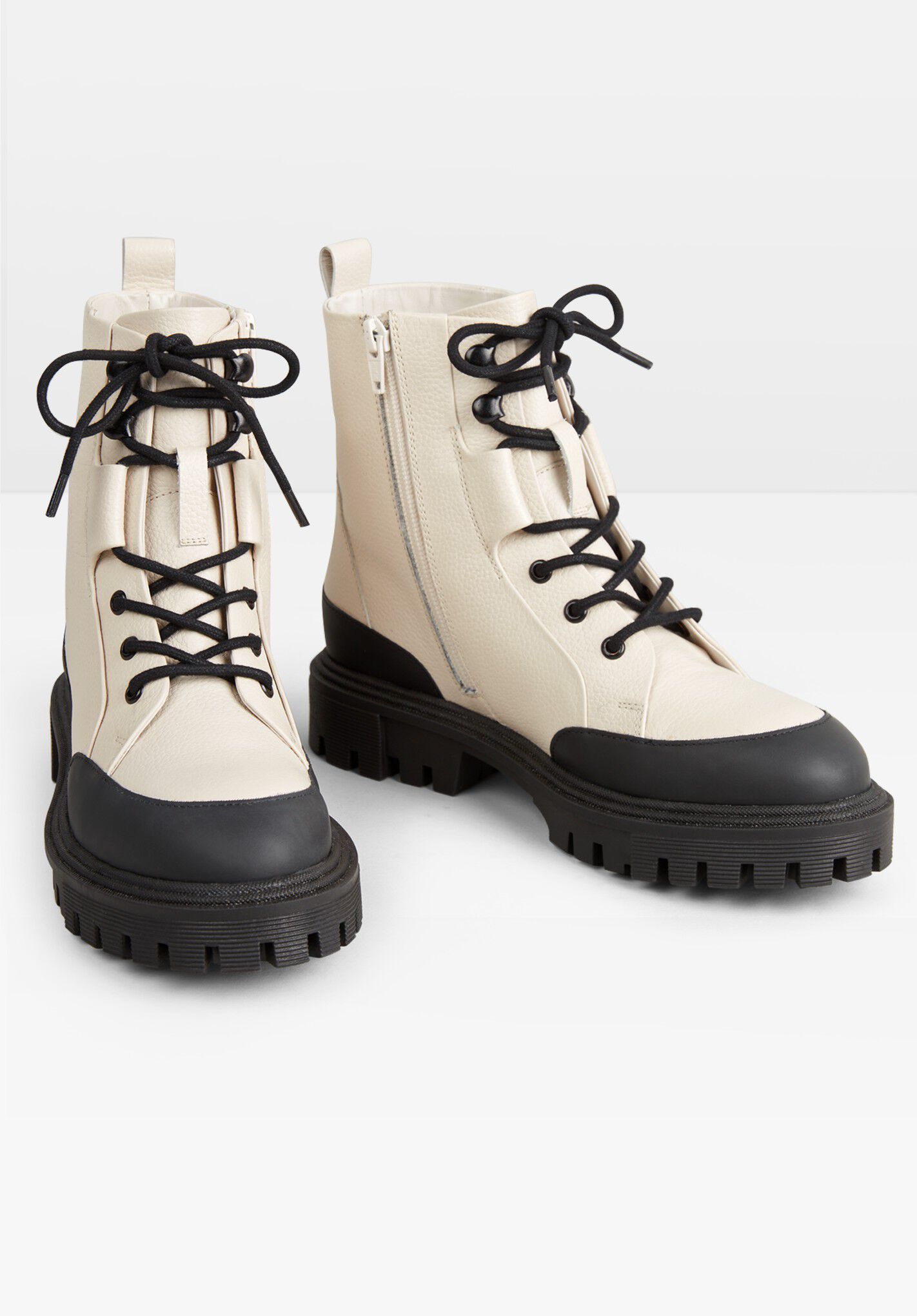 White lace hot sale up boots zara