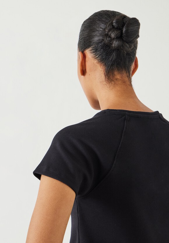 Deven Ribbed Fitted T-Shirt