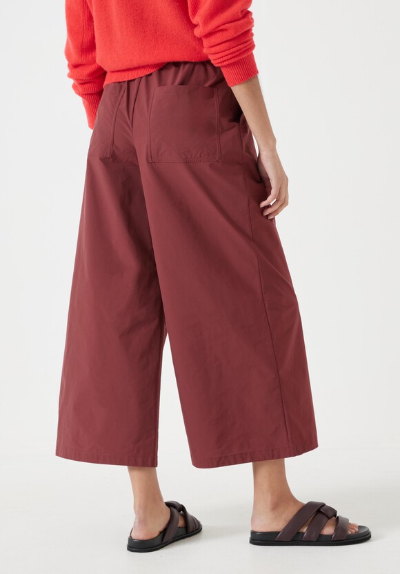 Technical Melissa Wide Leg Cropped Trousers