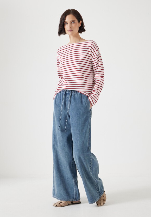 Slash Neck Stripe Top
