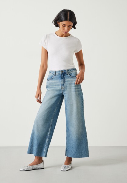 Abi Cropped Wide Leg Jeans