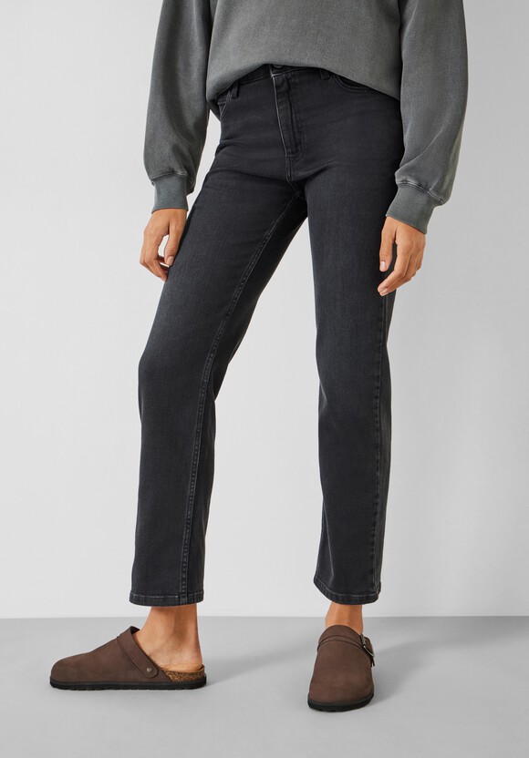 Agnes Straight Leg Jeans