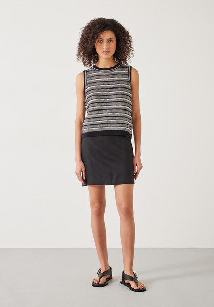 Sunny Linen Mini Skirt