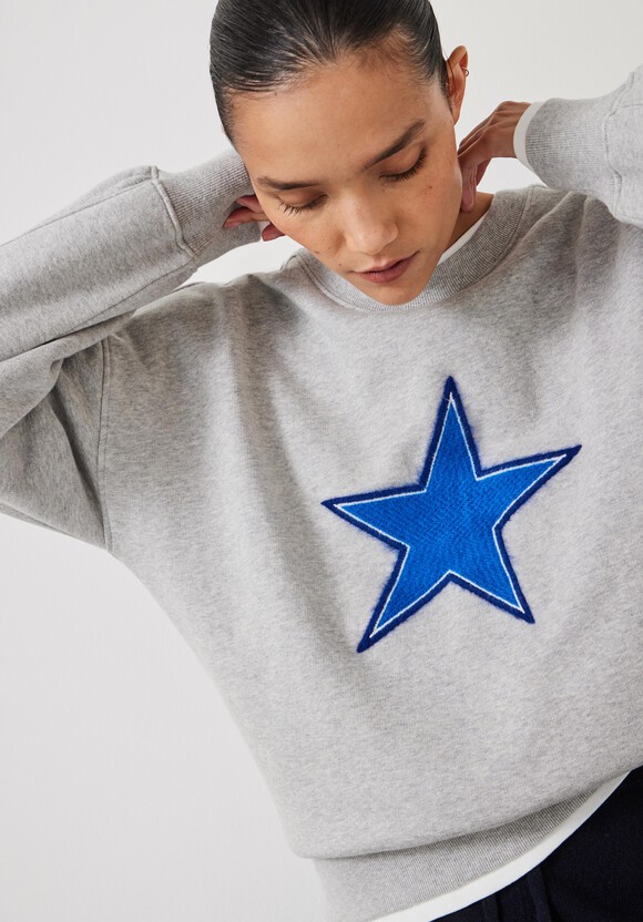 Embroidered Star Relaxed Sweatshirt