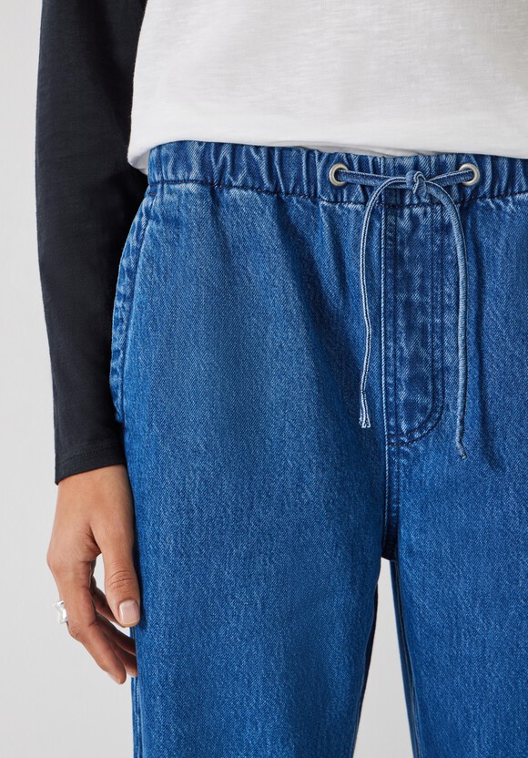 Slouchy Tie Waist Jeans
